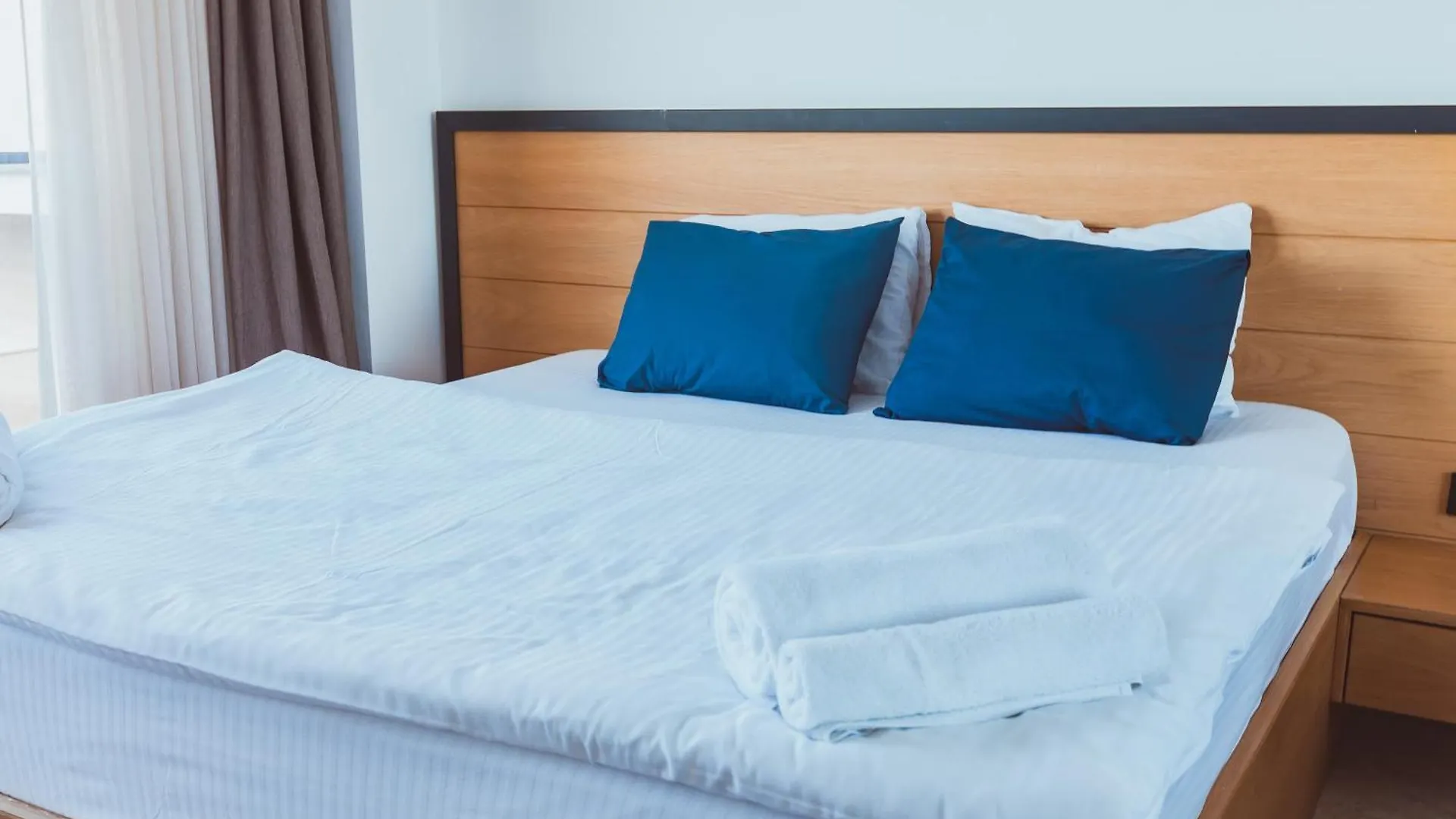 Royal Blue Istanbul - Luxury Villas