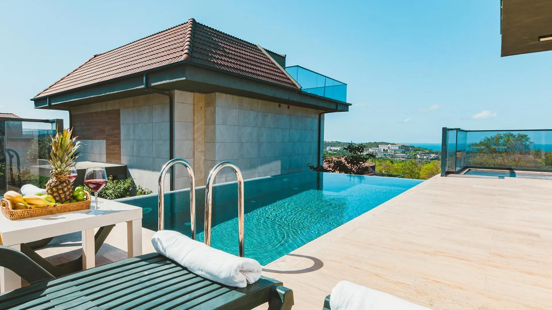 Royal Blue Istanbul - Luxury Villas Turkey