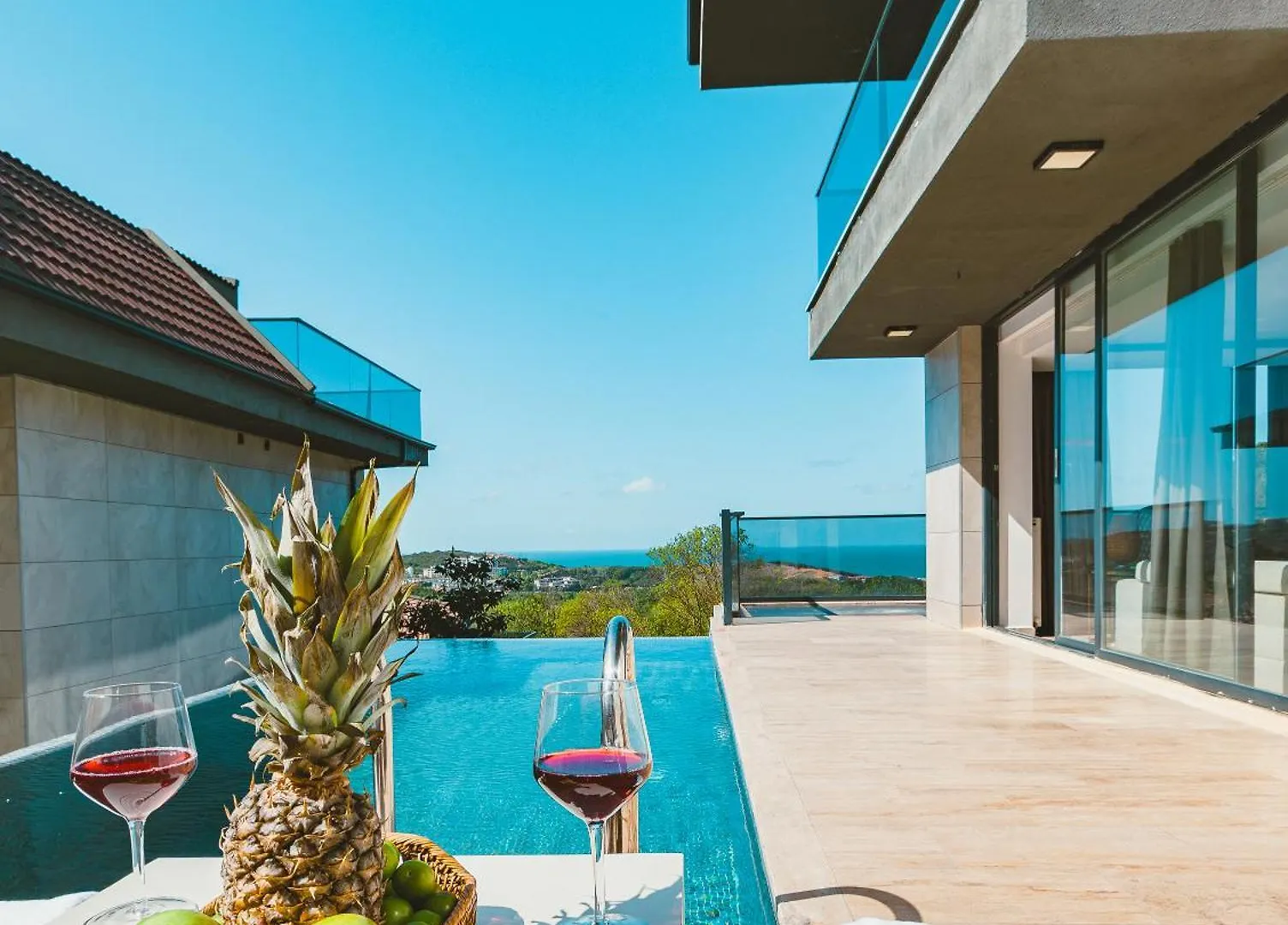 Royal Blue Istanbul - Luxury Villas