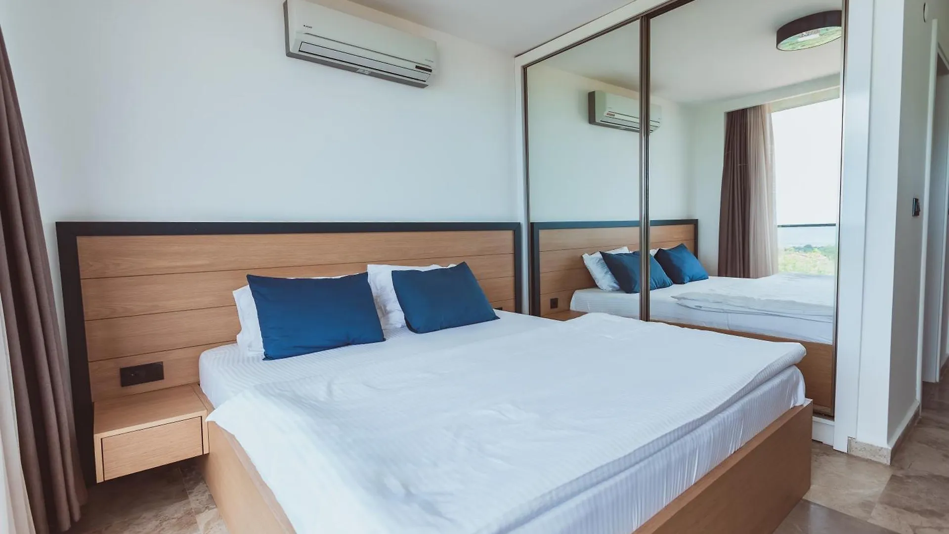 Royal Blue Istanbul - Luxury Villas Turkey