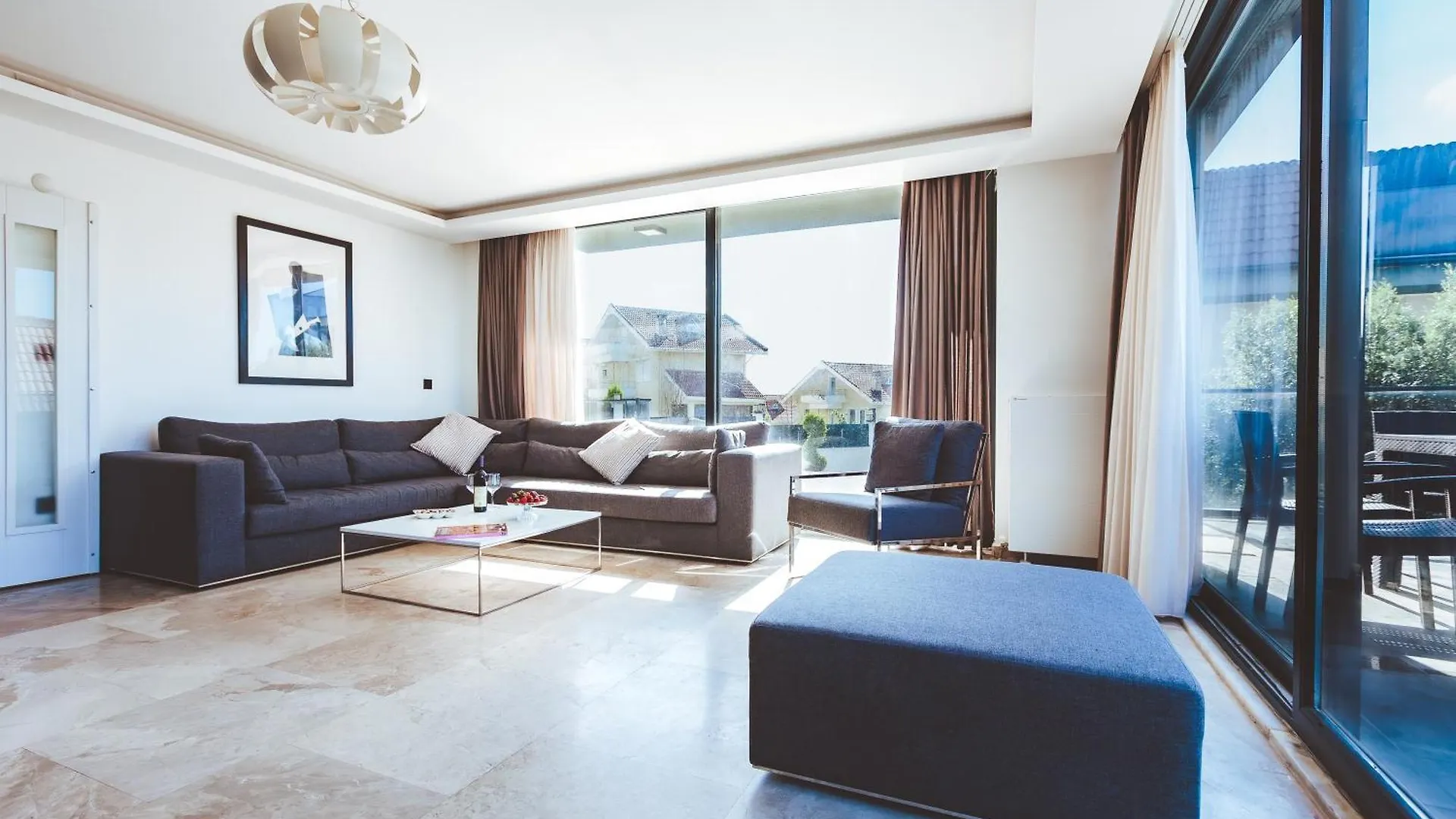 Royal Blue Istanbul - Luxury Villas