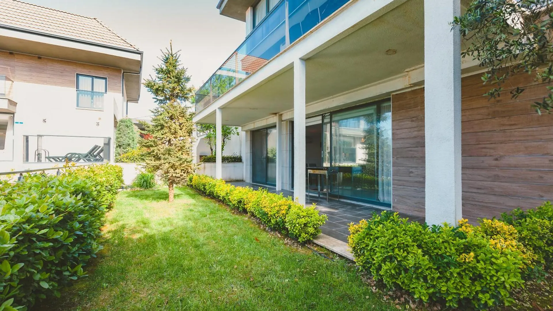 Royal Blue Istanbul - Luxury Villas 0*,