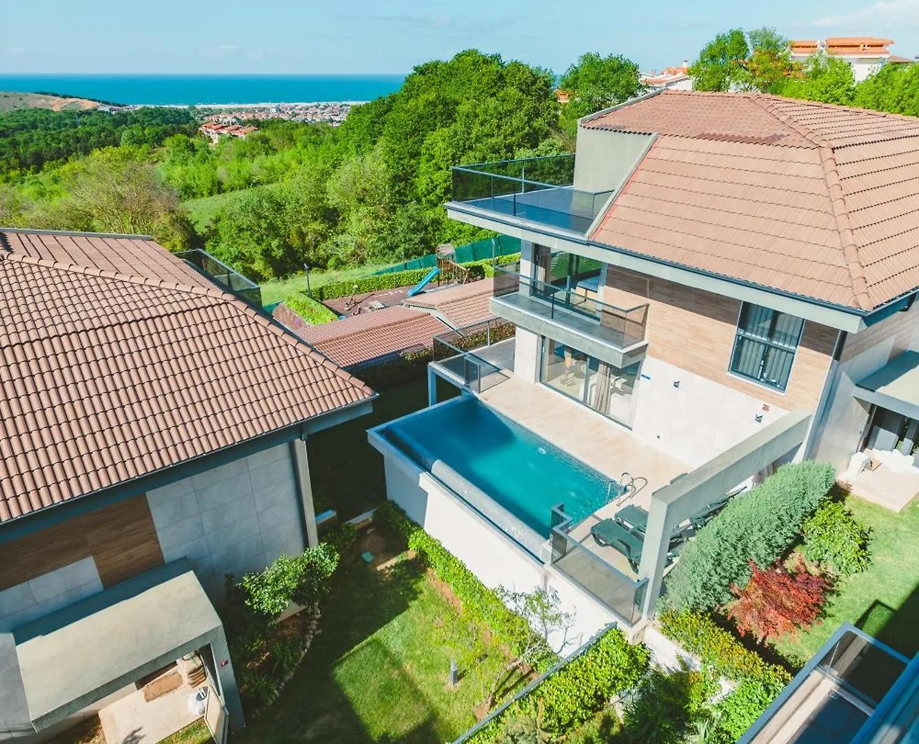 Royal Blue Istanbul - Luxury Villas