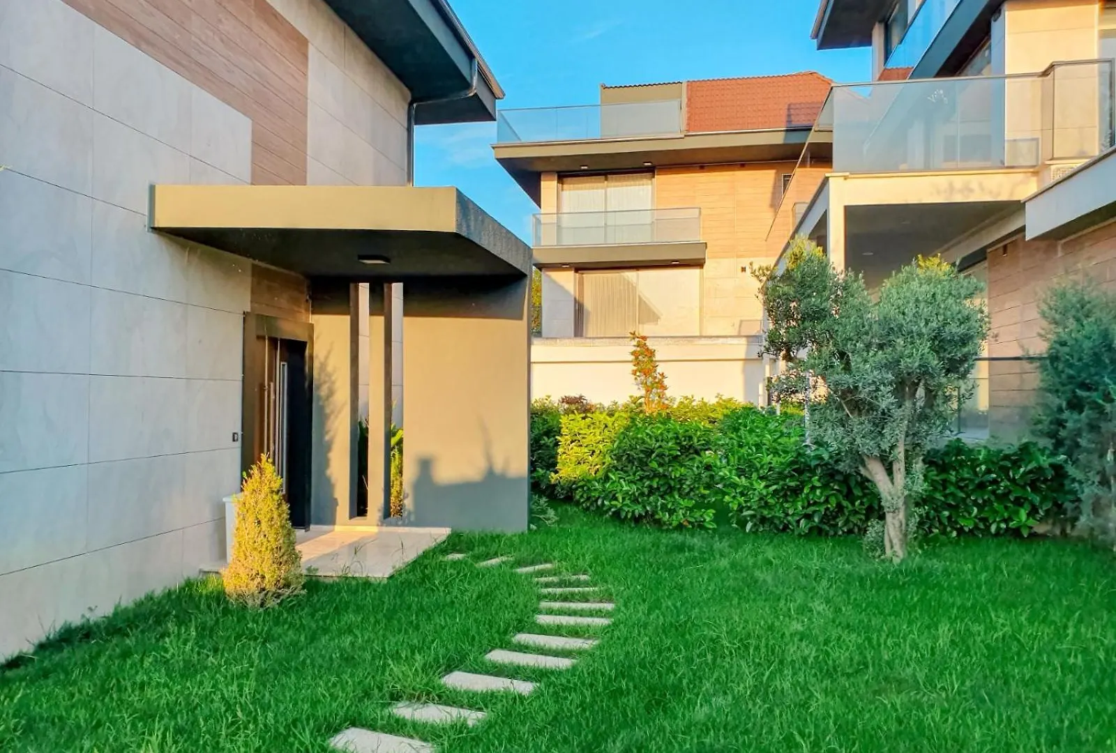 Royal Blue Istanbul - Luxury Villas