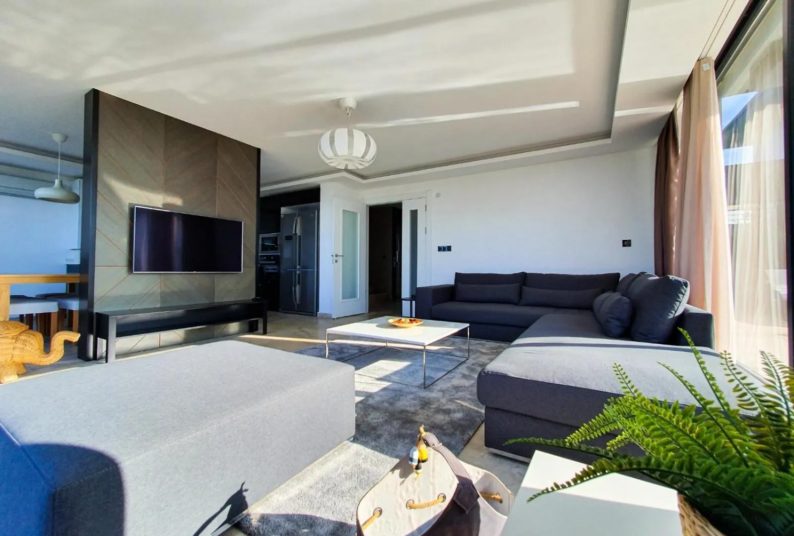 Royal Blue Istanbul - Luxury Villas