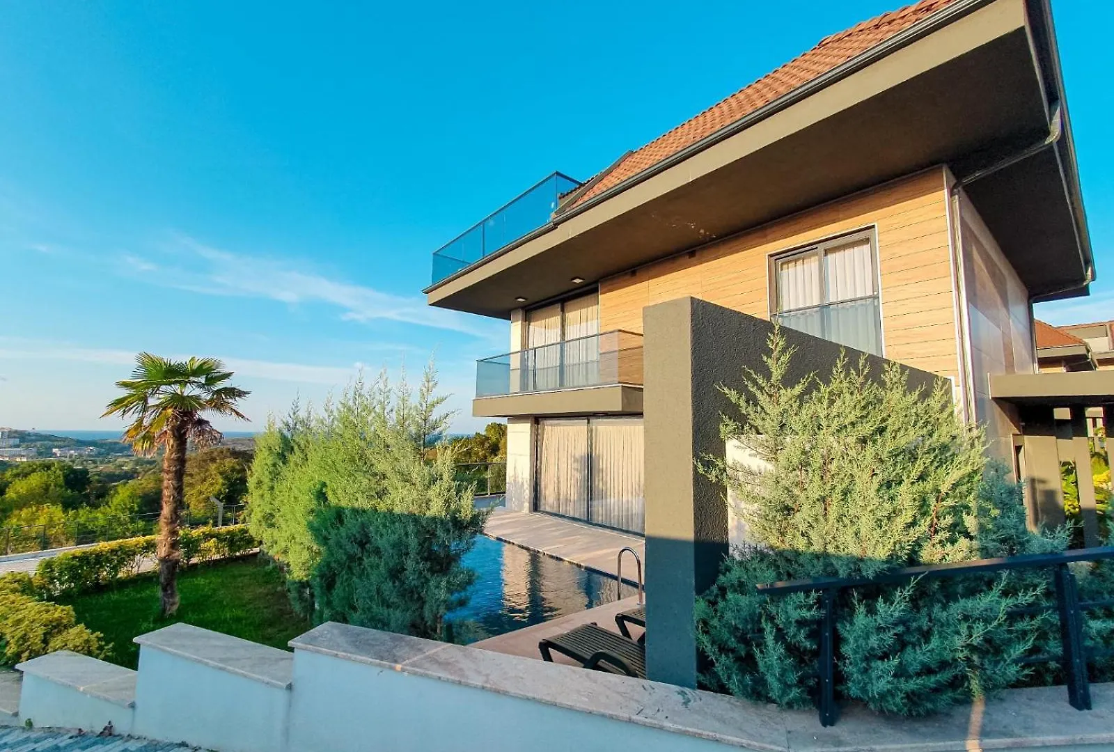 Royal Blue Istanbul - Luxury Villas Turkey