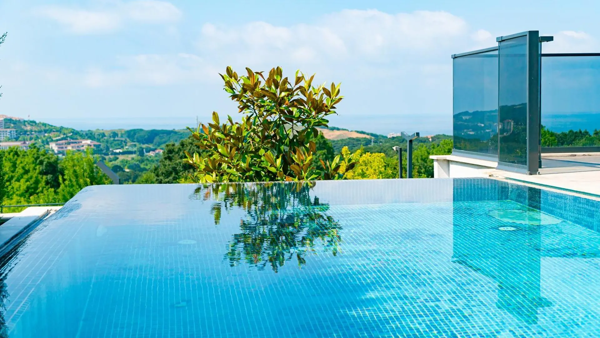Royal Blue Istanbul - Luxury Villas Turkey