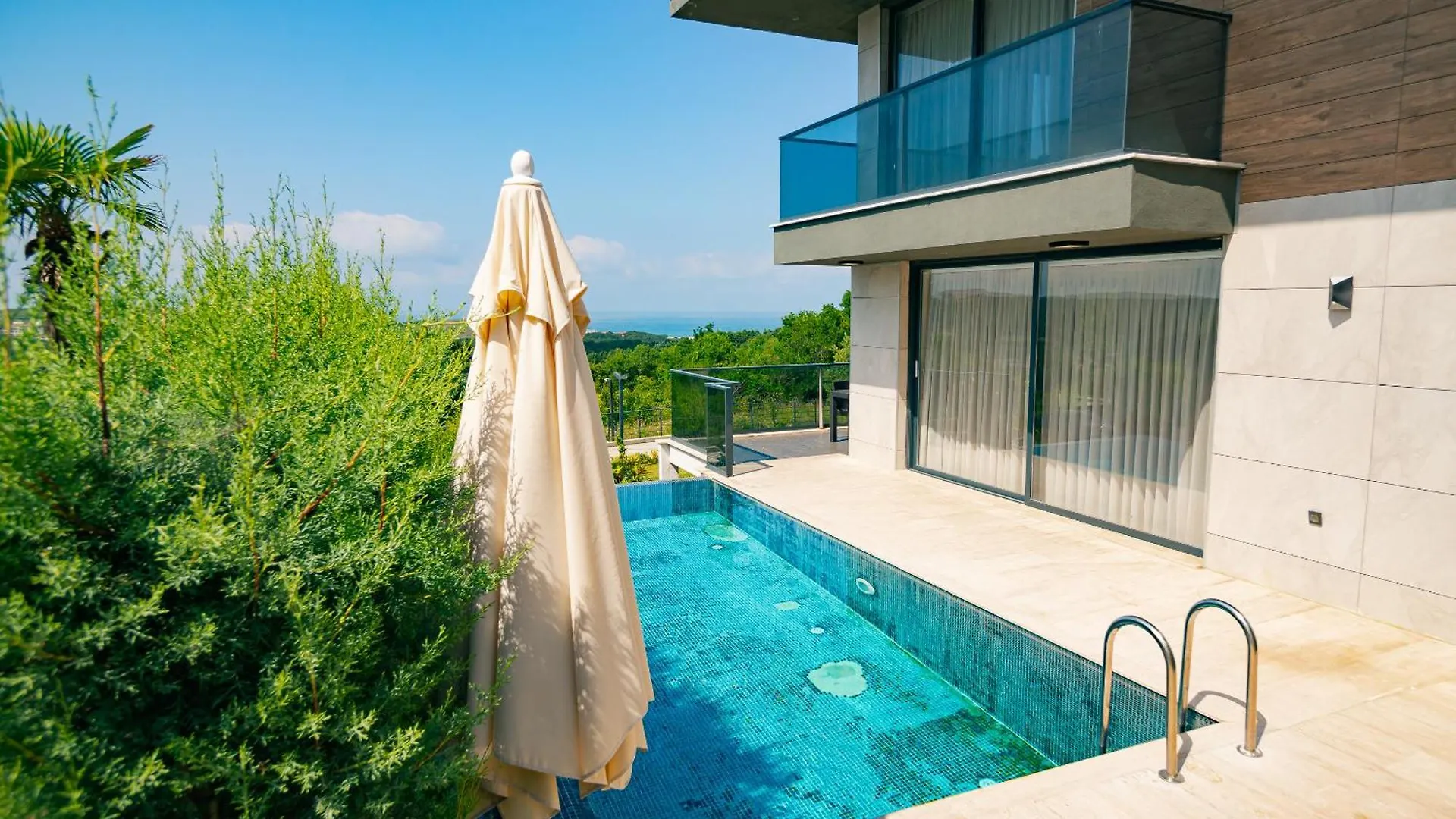 Royal Blue Istanbul - Luxury Villas Turkey