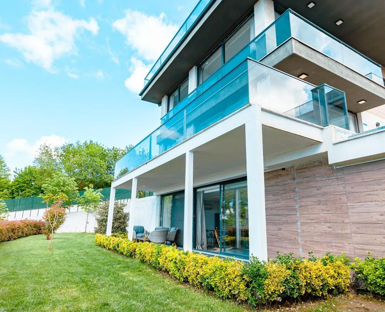 Royal Blue Istanbul - Luxury Villas